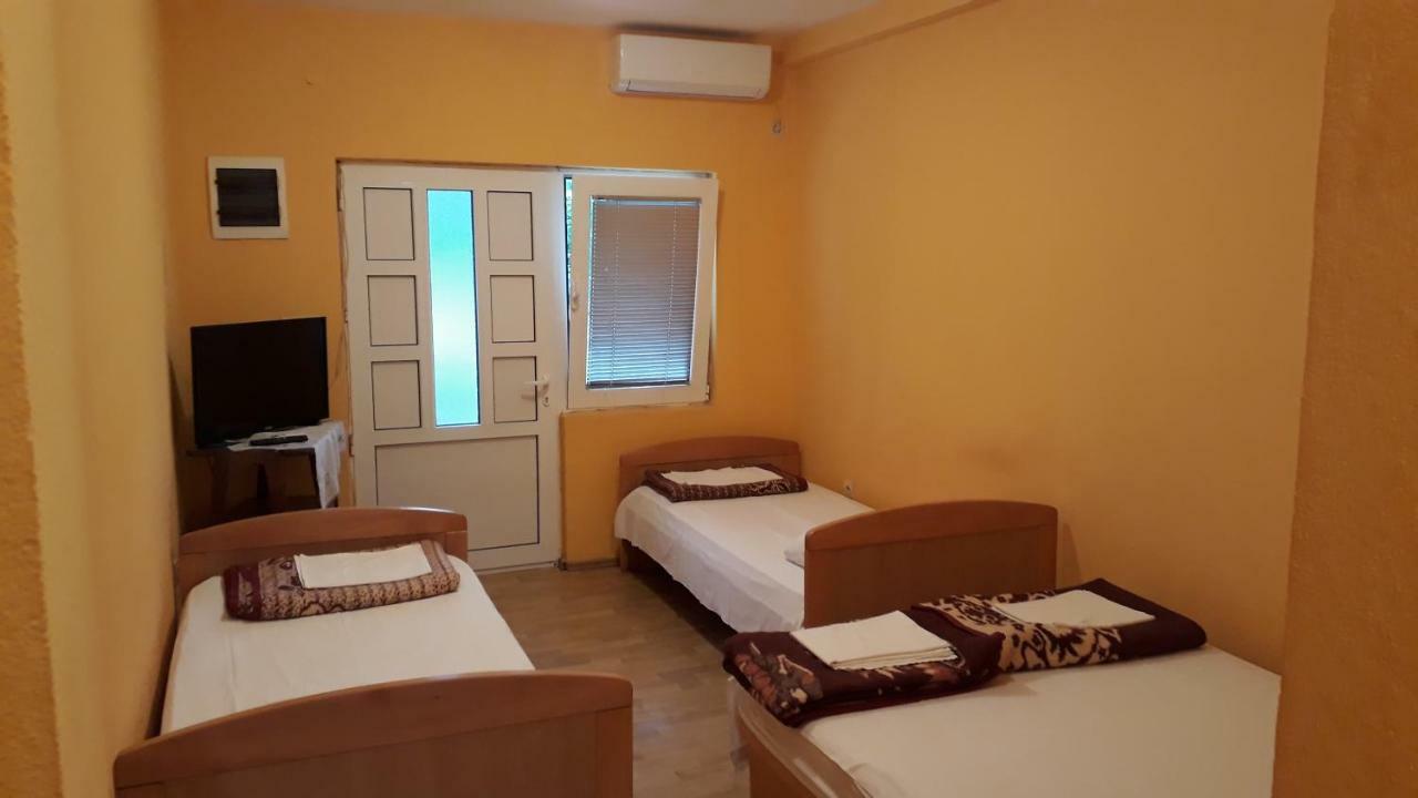 Vila Ruska Prčanj Exterior foto